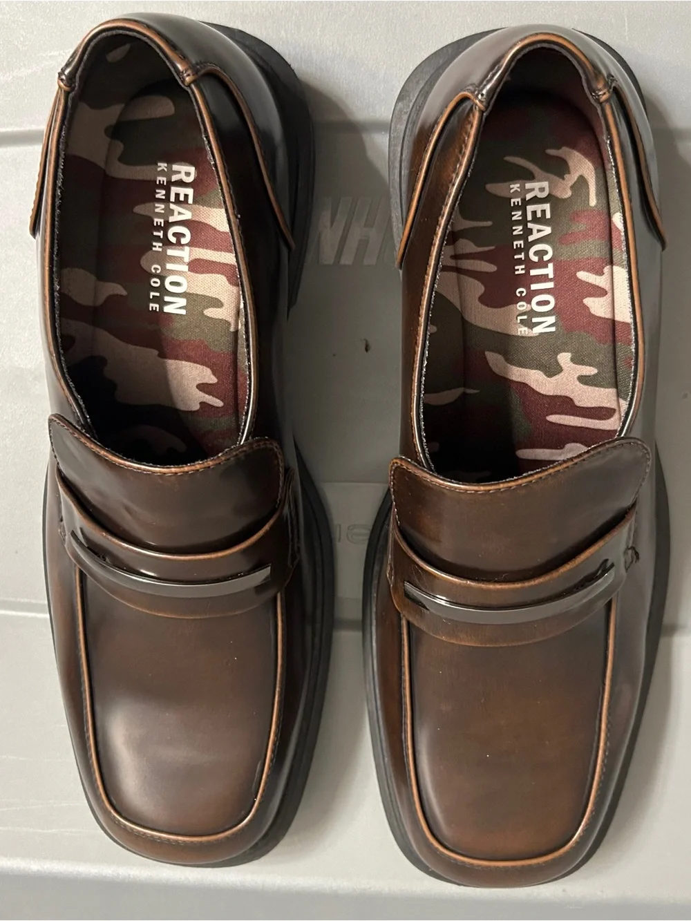 Kenneth Cole Reaction polished brown